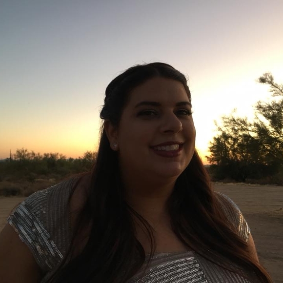 Meet your Posher, Melissa - Picture 1 of 1